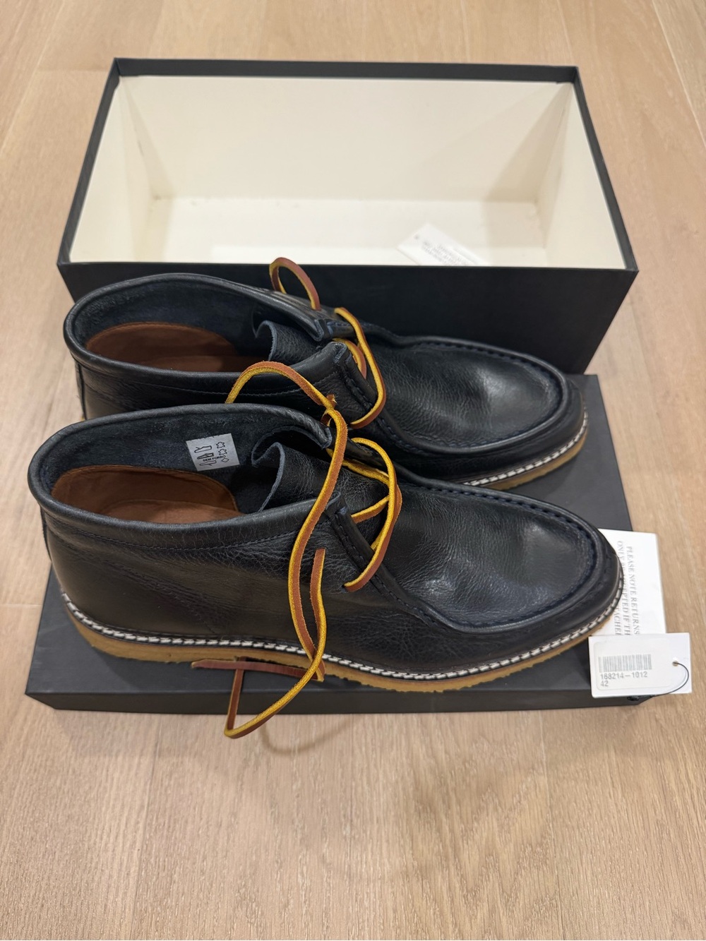 Black Leather Chukka Boots with Contrast Tan Laces